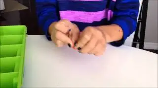 How to Make a Rainbow Loom Bracelet Without the Loom!