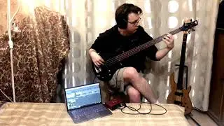 LITTLE BIG - HYPNODANCER Bass Cover