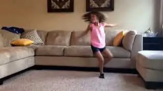Bella - Whip/Nae Nae Dance