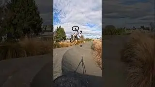 MTB Pump Track Stunts!