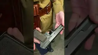 Девушка с пистолетом ТТ, что может быть привлекательнее