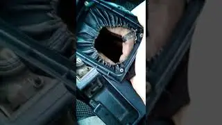 Как поменять накидку на рычаге КПП на Ауди 80