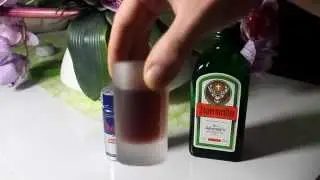 HOW TO MAKE JAGER BOMB SHOT DRINK