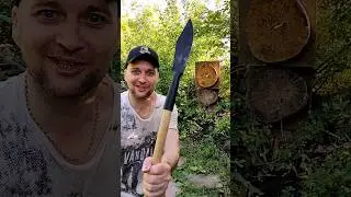 Throwing knives