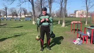Узел Сотского из гвоздей 200 с гирями по 16 кг каждая
