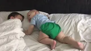 Baby Bo tries to wake up big brother Penn with morning kisses 😂