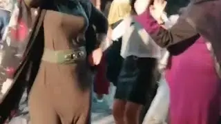 Düğünde türbanlı şohw salla görsün herkes