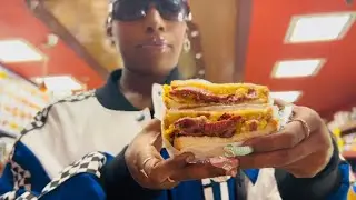 HOW TO TO GET A NYC BaconEgg&Cheese FROM THE DELI 😂🏚️