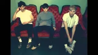 The Drums Money Subtitulado