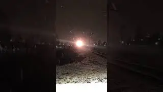 ЭП2К-143 с поездом Выборг-Москва около станции Парнас 