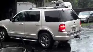 2003 Ford Explorer V8 OPEN HEADERS - LOUD!