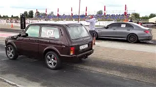 Lada Turbo Niva (Sleeper) vs Audi RS3 vs Mercedes AMG C63 - Drag Race