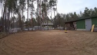 Трамбовка площадки под брусчатку виброплитой.