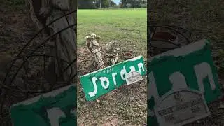Filming location/grave that is seen in the song Damaged Goods by Days N Daze
