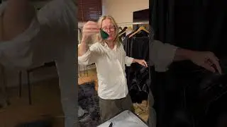#Backstage problem solving with Simon! 😉🖤 #wardrobe issues