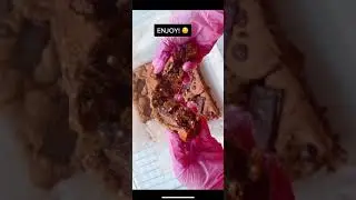 TikTok Viral Brown Butter Chocolate Chip Cookie Bars Recipe! 