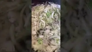 Грибы Лисички в сметане: легче легкого! Быстро-вкусно.