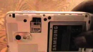 Insert and Remove SD Card On Samsung Galaxy S2