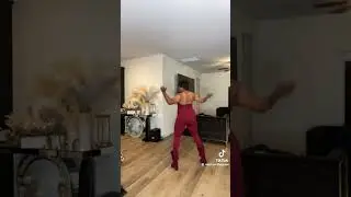 NasFromTheGram dancing to Tweeday music 🔥🔥🔥