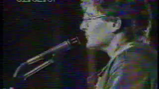культурная революция 1988 лайв 02 никто не хочет бить собак
