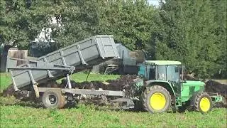 Vývoz a rozmetání hnoje s traktory JOHN DEERE