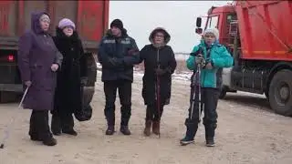 Омон и полиция против бабушек. П.  Осиново. Последние новости.