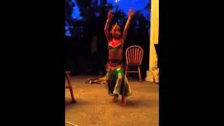 Wow, awesome 7 year old girl (just learned dancing for 9 month)