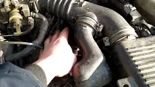 Why does the oil pressure light stay on for a long time?