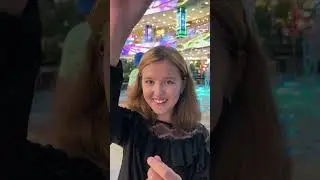 ФАНАТЫ СОХРАНЯЮТ МОИ ВОЛОСЫ? 😅 #moscow #обзор #юмор