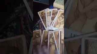 Обзор на колоду «Оракул Ведьмы»