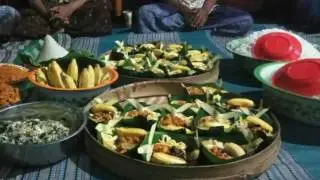 NGAJATNE TELONAN, (MENGUNGKAPKAN HAJAT TUAN RUMAH DALAM RANGKA TIGA BULANAN KEHAMILAN)