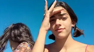 grabe un vlog en un bosque