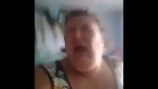 Чихнула
