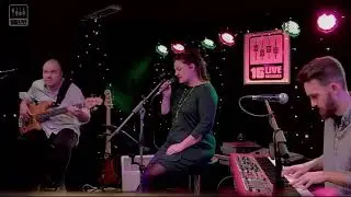 Byla cesta, byla ušlapaná (koleda - Lady Praga)