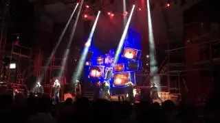 A QUICK GLIMPSE TO GREENDAY'S AMERICAN IDIOT
