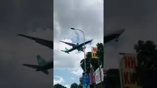 Eva air Boeing 777-300ER đáp xuống sân bay Tân Sân Nhất(B-16712)