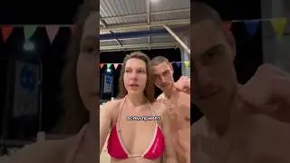 Русский обзор - ОНИ ТУПЫЕ? Полина Кокс в купальнике 