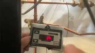 Measurement of water temperature inside the heat pump
