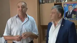 ВРУЧЕНИЕ УДОСТОВЕРЕНИЯ НИКОЛАЮ ДЕРМЕНЖИ