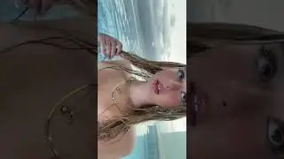 NIP SLIP IN THE POOL TITS !?!?!??!?!?!?!? tiktok : zoezog_ 