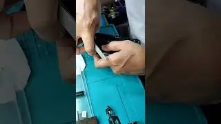 iphone 11 ชาร์จไฟไม่เข้า วิธีเปลี่ยนแพรชาร์จ