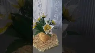 Gerçək güldən fərqlənməyən əl işi