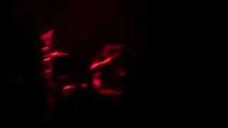 Abrazame- De saloon