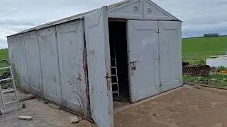 The portable garage is complete.