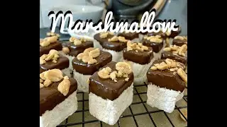 Peanut marshmallows with delicious dark chocolate - The Baking German