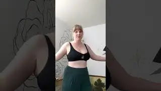 Subset Larger Cup Keyhole Bralette Review