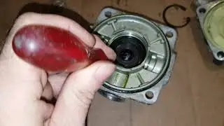 Renault Premium DXI, hissing air near the APM, WABCO accelerator valve design and repair.