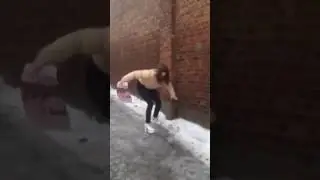 Курица на каблуках)))