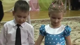 20140304 122424 MiniDV 021 С титрами Сургут ДС Голубок Катюха Xvid