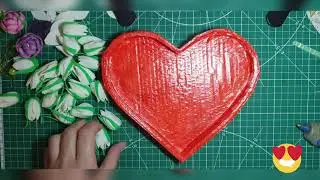 поделка из картона подарочек подружке или в детский сад